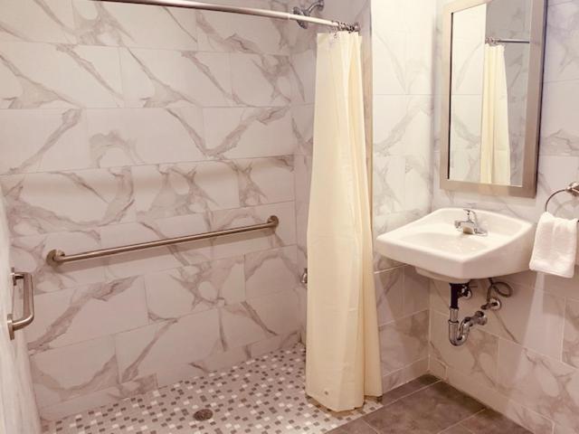 Quality Inn Нью-Йорк Экстерьер фото